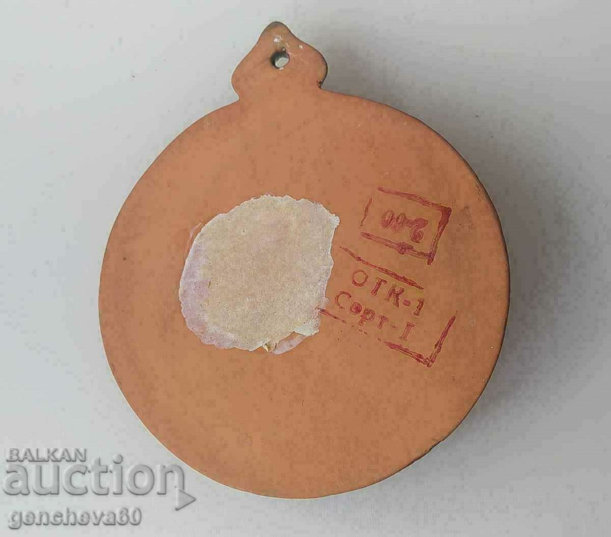 Auction  Olympic bear Misha wall decor, ceramics and flag