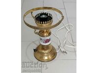 Νυχτερινό φωτιστικό χωρίς αμπαζούρ ΛΕΙΤΟΥΡΓΕΙ