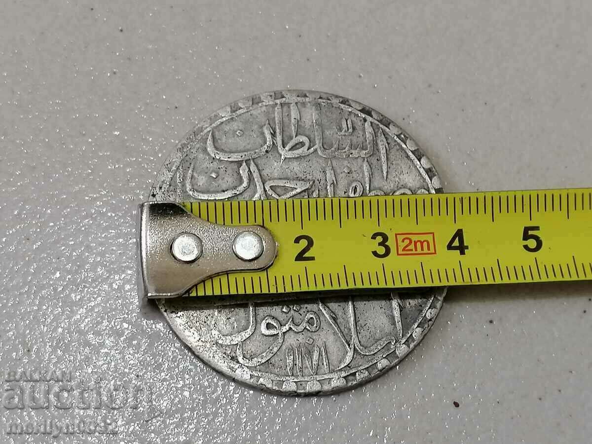 Auction Ottoman silver coin 465/1000 Mustafa 3rd 1171 Auction Ottoman silver coin 465/1000 Mustafa 3rd 1171
