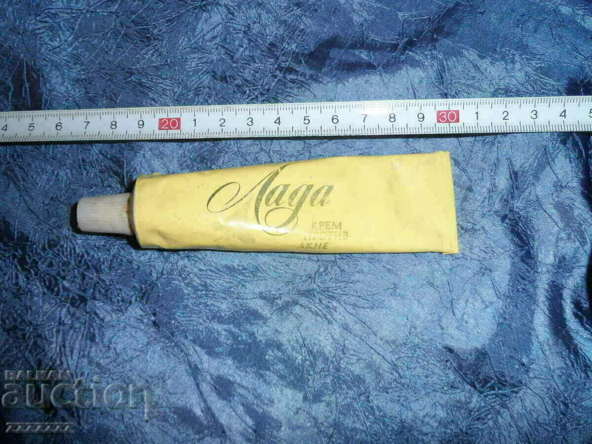 SOC cream Lada against acne SOC cream Lada against acne