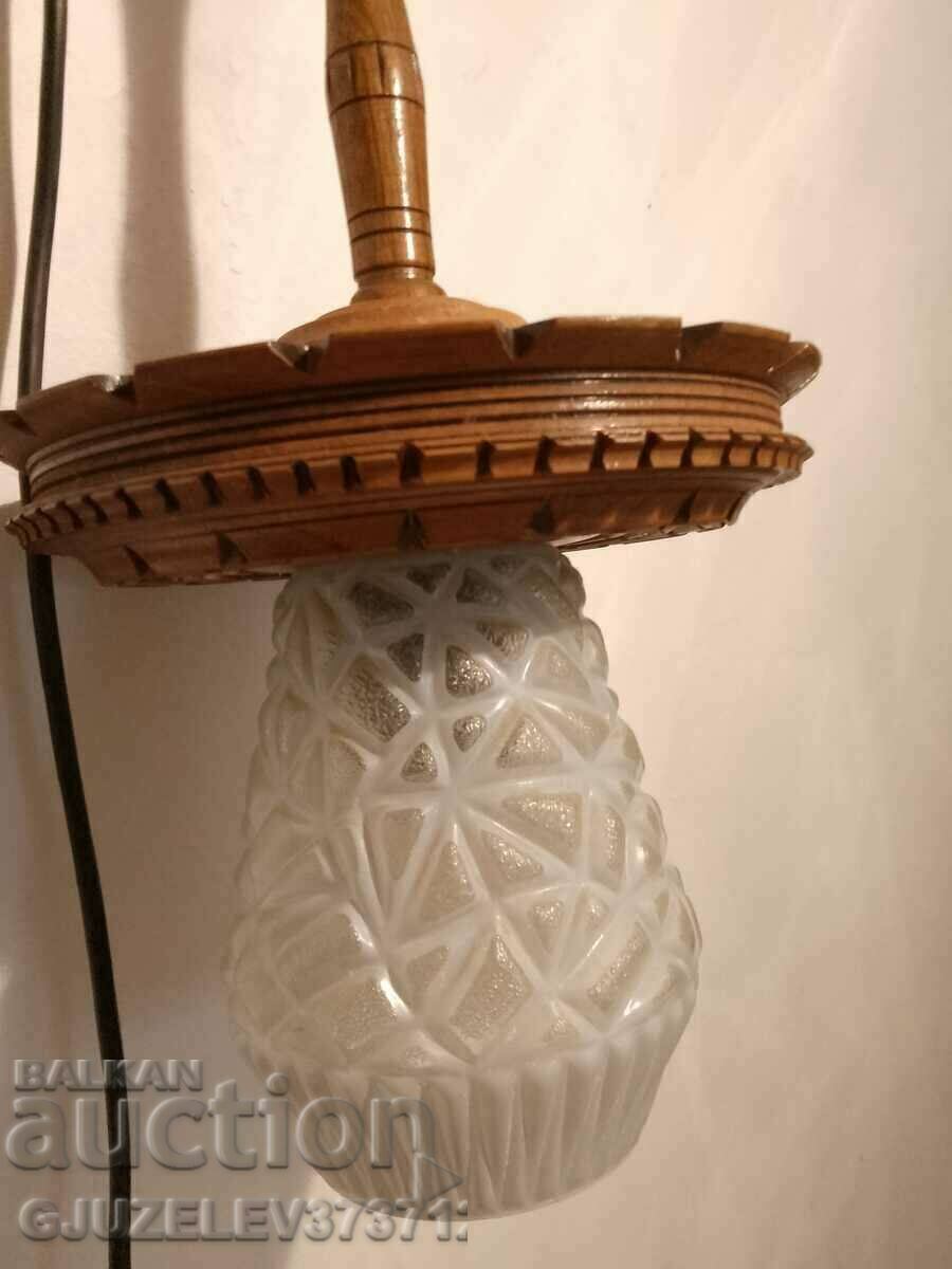 Доставка на Стар полюлей дърво орех( дърворезба) Доставка на Стар полюлей дърво орех( дърворезба)