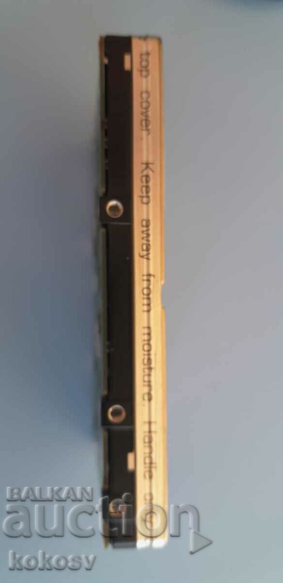 Auction Retro HDD Hitachi 2GB IDE DK226A-21U Auction Retro HDD Hitachi 2GB IDE DK226A-21U