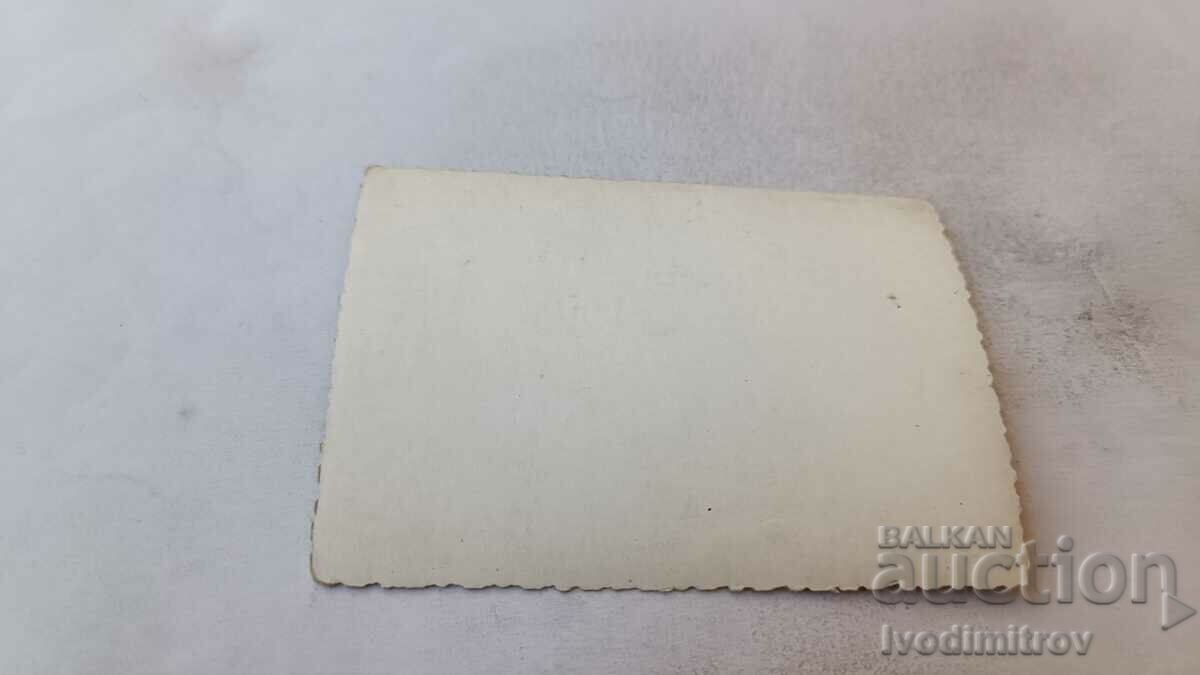 Photo Sofia Men women in front of BNB with price 1.65 BGN | € 0.84