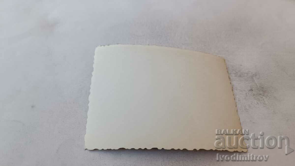 Φωτογραφία Σοφία Ένας άνδρας και τρεις γυναίκες με τιμή 1.65 BGN | € 0.84