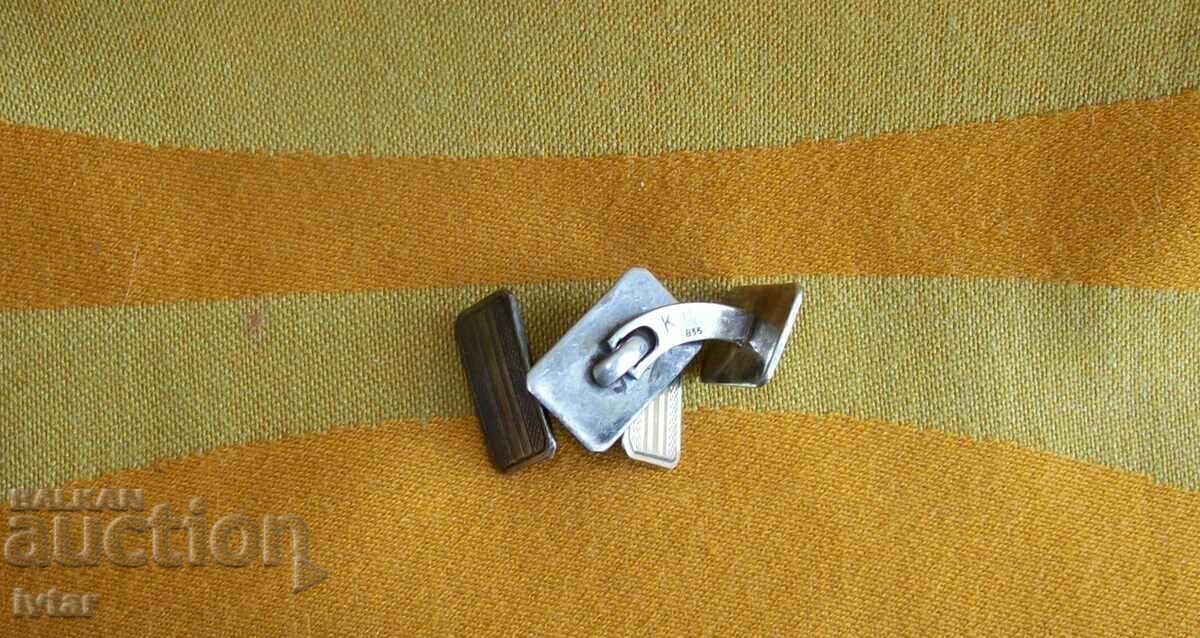 Delivery of Silver cufflinks - 2