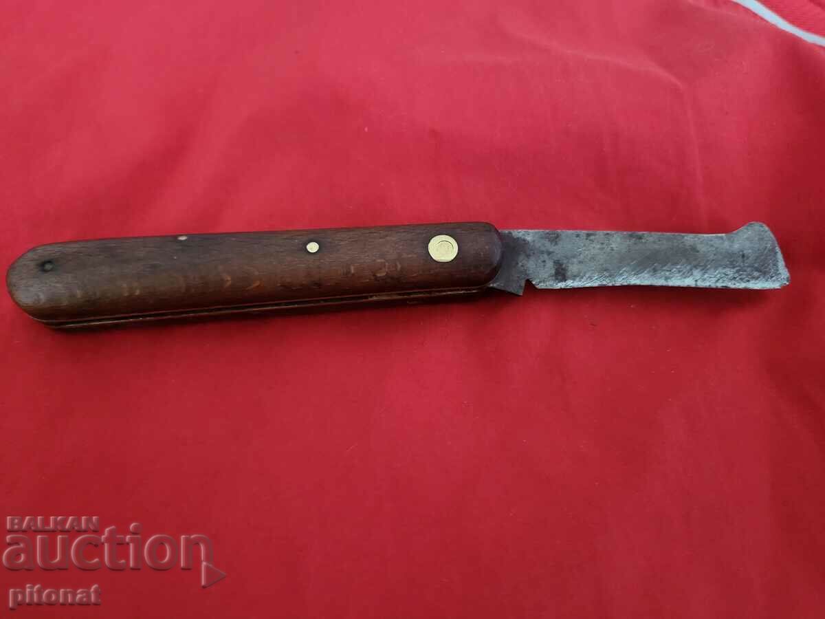 Auction Soca collectible folding knife Auction Soca collectible folding knife