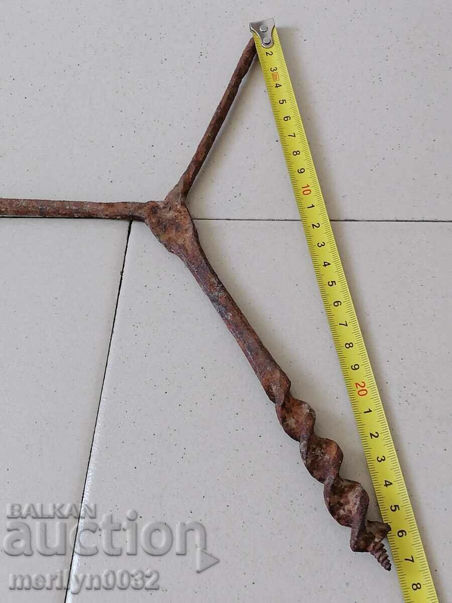 Παράδοση Παλιό ξύλο, ελικόπτερο, τρυπάνι, εργαλείο Παράδοση Παλιό ξύλο, ελικόπτερο, τρυπάνι, εργαλείο