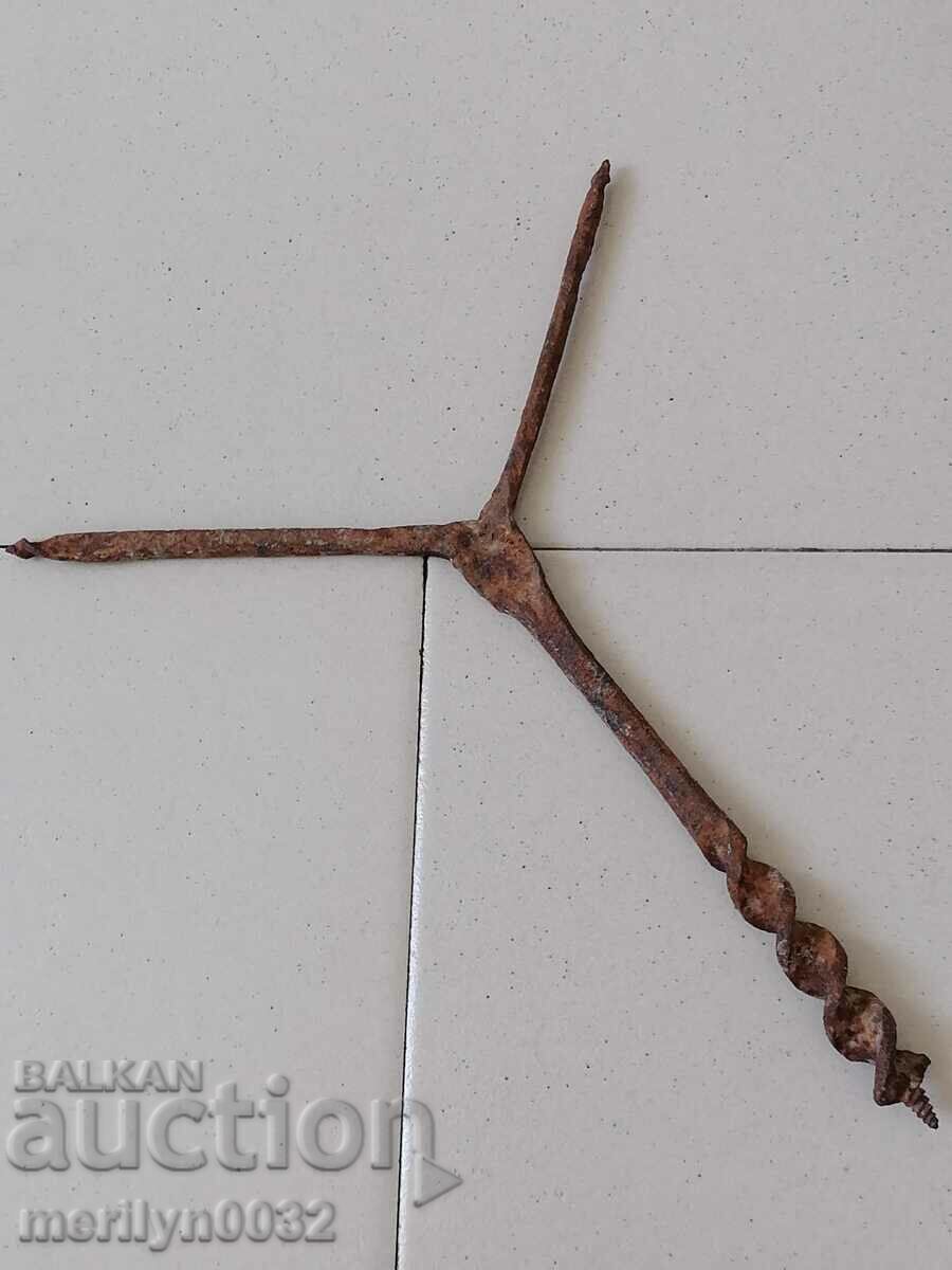 Παλιό ξύλο, ελικόπτερο, τρυπάνι, εργαλείο - 6 Παλιό ξύλο, ελικόπτερο, τρυπάνι, εργαλείο - 6