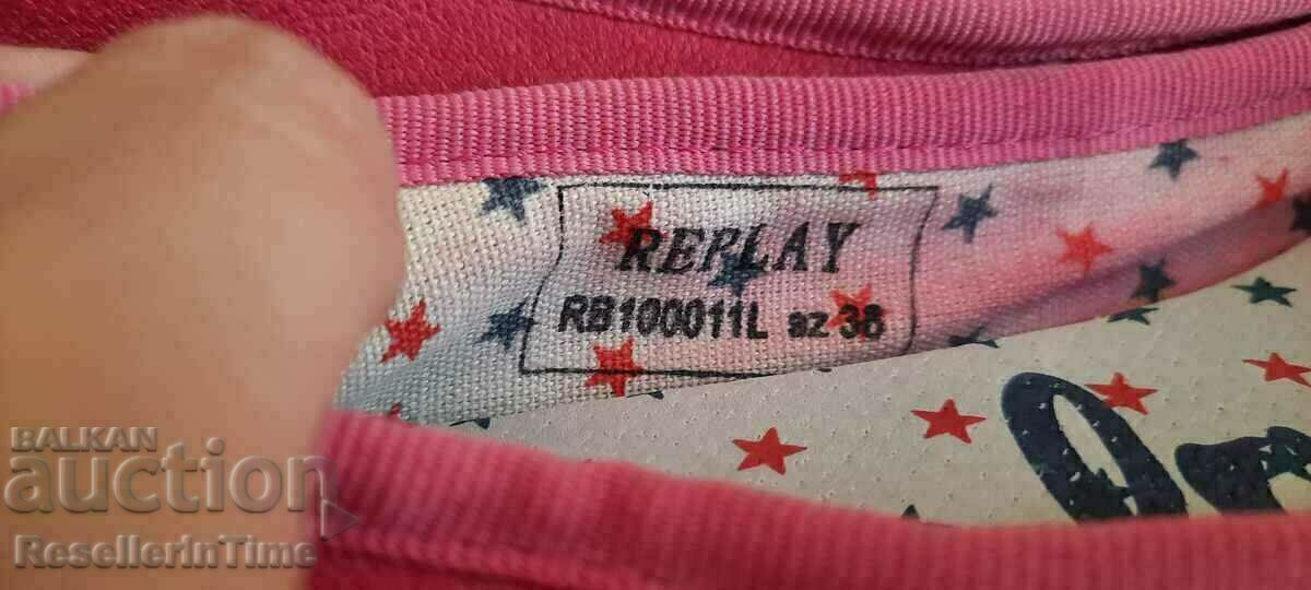 Replay κυκλάμινο παντόφλες με τιμή 7.00 BGN | € 3.58 Replay κυκλάμινο παντόφλες με τιμή 7.00 BGN | € 3.58