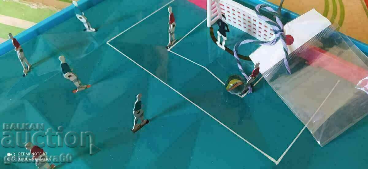 Antic, de colecție RETRO GAME metal FOTBALL - 5 Antic, de colecție RETRO GAME metal FOTBALL - 5