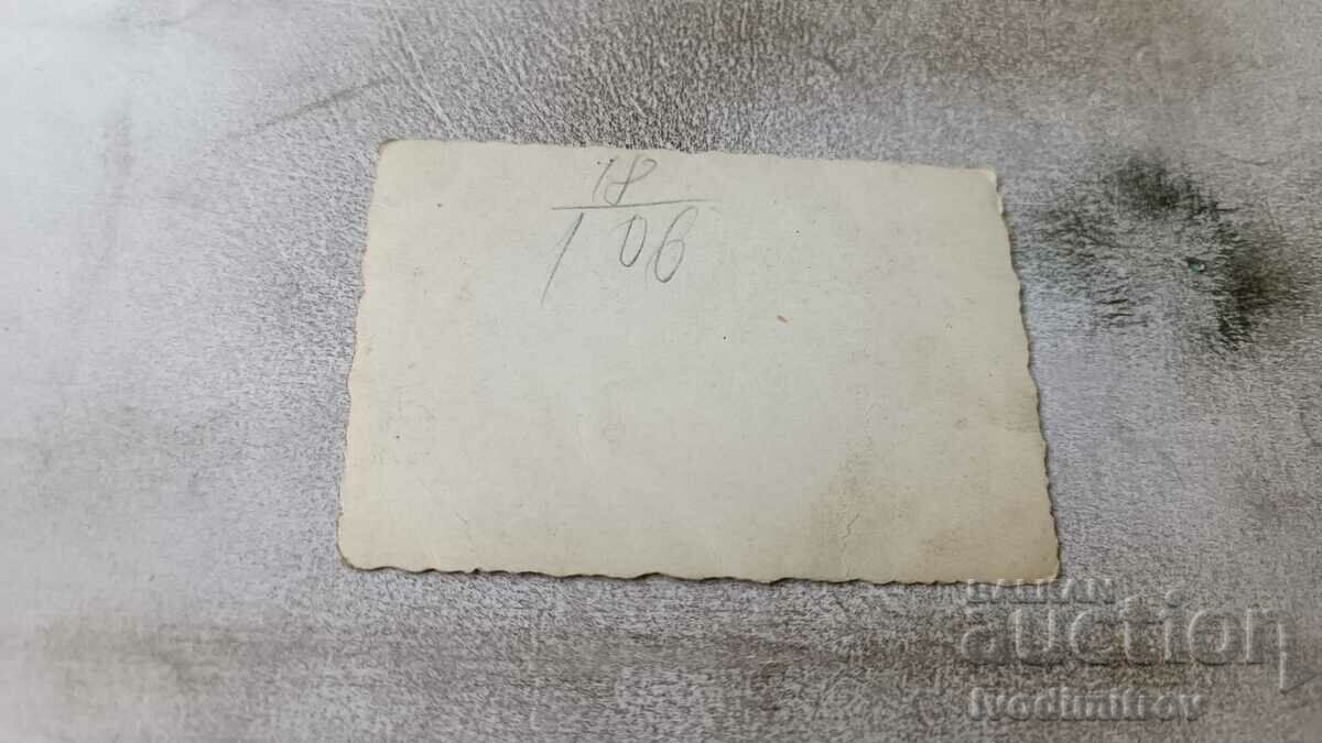 Photo Sofia Man and woman on a walk with price € 1.20 | 2.35 BGN Photo Sofia Man and woman on a walk with price € 1.20 | 2.35 BGN