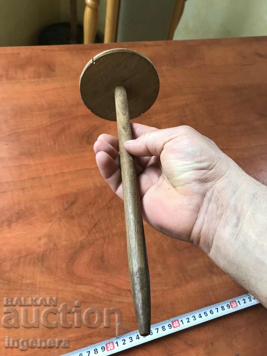 YARN WHEEL HURKA CHEKRUK STAN ETHNICA OLD with price 9.00 BGN | € 4.60 YARN WHEEL HURKA CHEKRUK STAN ETHNICA OLD with price 9.00 BGN | € 4.60