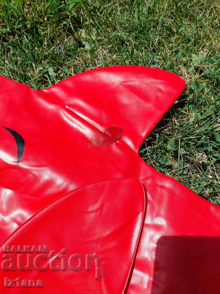 Παλιό φουσκωτό παιχνίδι κολύμβησης δελφινιών με τιμή 25.00 BGN | € 12.78 Παλιό φουσκωτό παιχνίδι κολύμβησης δελφινιών με τιμή 25.00 BGN | € 12.78