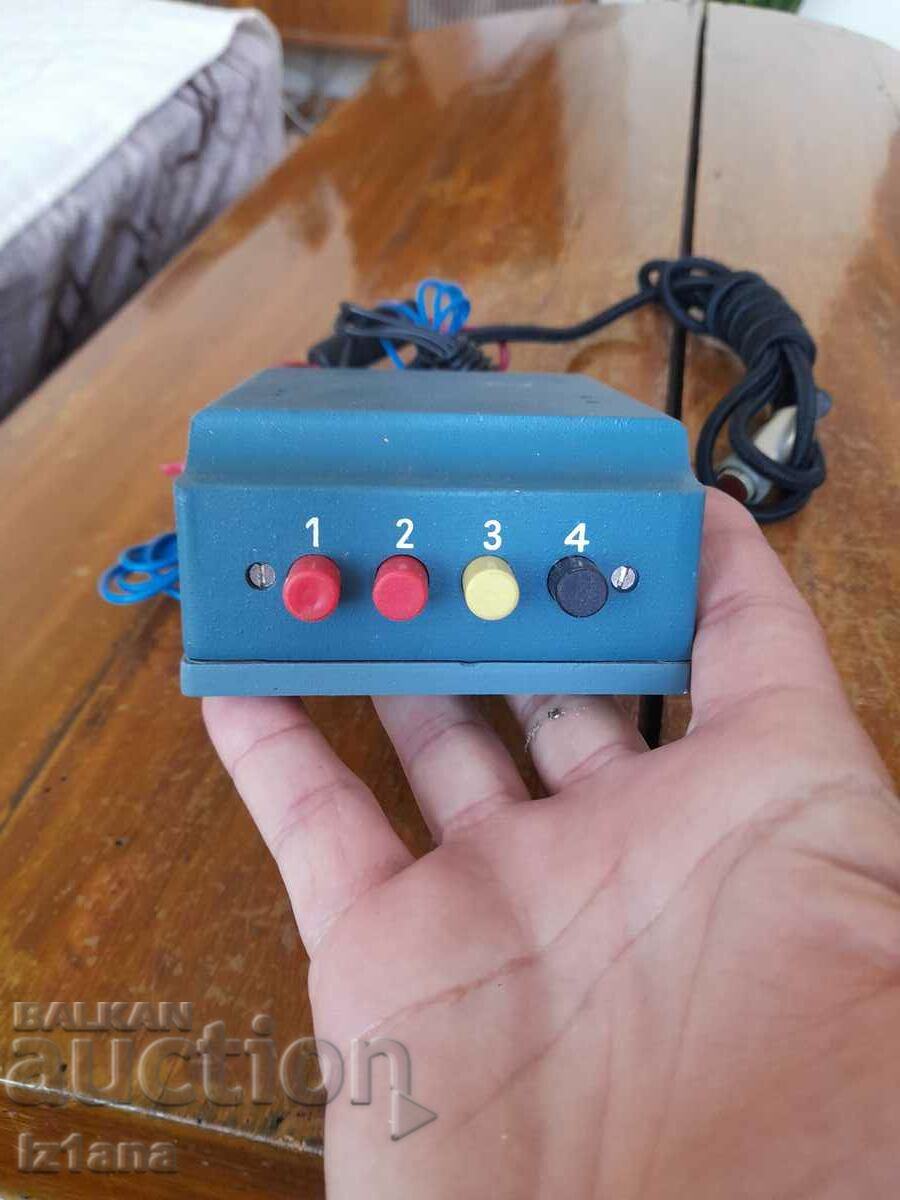 Auction Old control unit for radio telephones Len Auction Old control unit for radio telephones Len