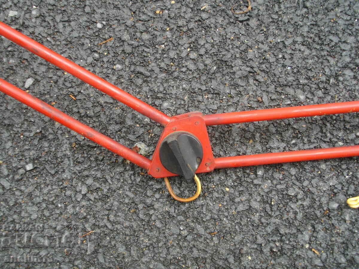 Аукцион СТАРА ИНДУСТРИАЛНА ЛАМПА