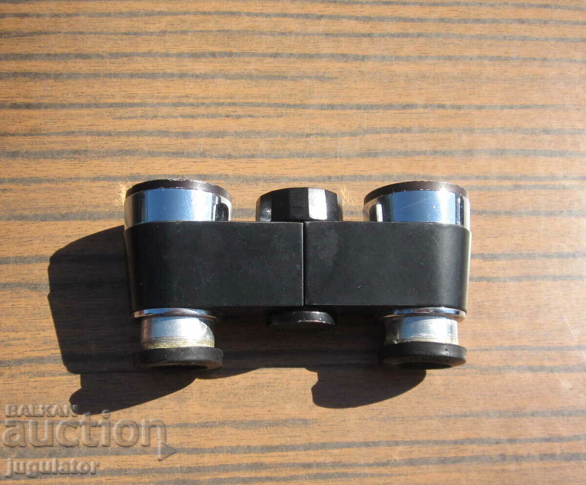 THESPIS III old small theater or opera binoculars with price 20.00 BGN | € 10.23 THESPIS III old small theater or opera binoculars with price 20.00 BGN | € 10.23