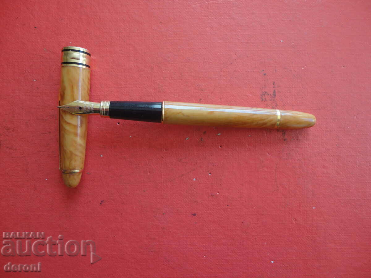 Γερμανικό στυλό 22 με τιμή 10.00 BGN | € 5.11