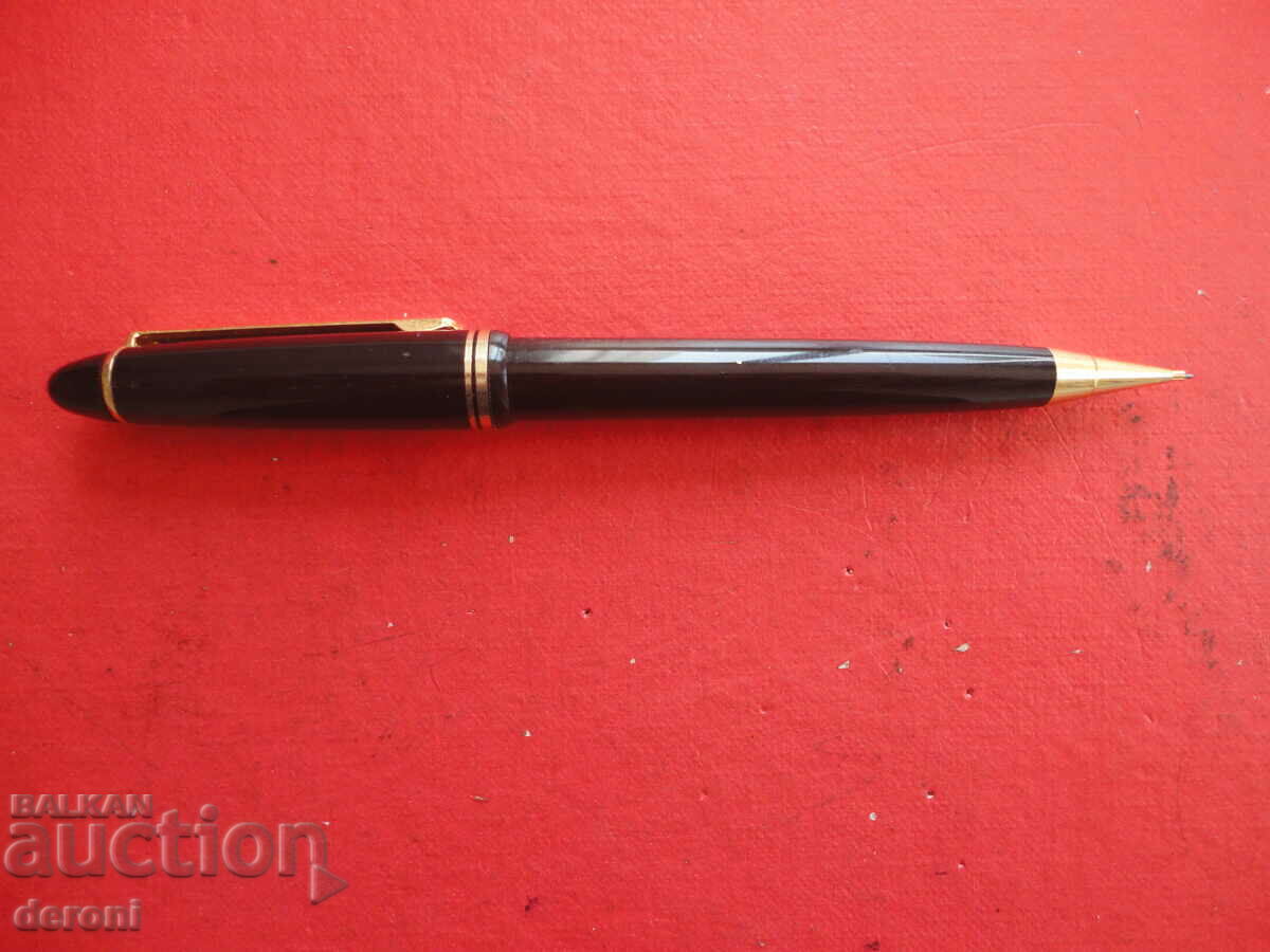 Γερμανικό μηχανικό μολύβι 23 με τιμή 10.00 BGN | € 5.11