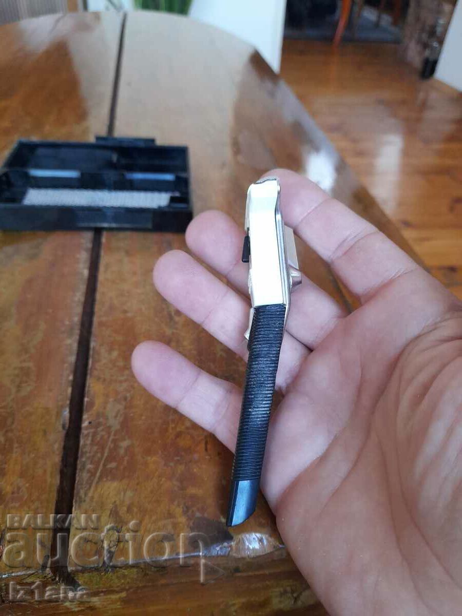 Παράδοση Παλιά ξυριστική μηχανή Gillette Παράδοση Παλιά ξυριστική μηχανή Gillette