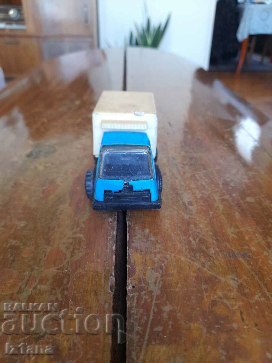 Old MIR truck with price 20.00 BGN | € 10.23 Old MIR truck with price 20.00 BGN | € 10.23