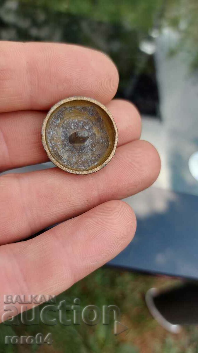 OFFICER'S BUTTON - LION - CROWN - 6 OFFICER'S BUTTON - LION - CROWN - 6