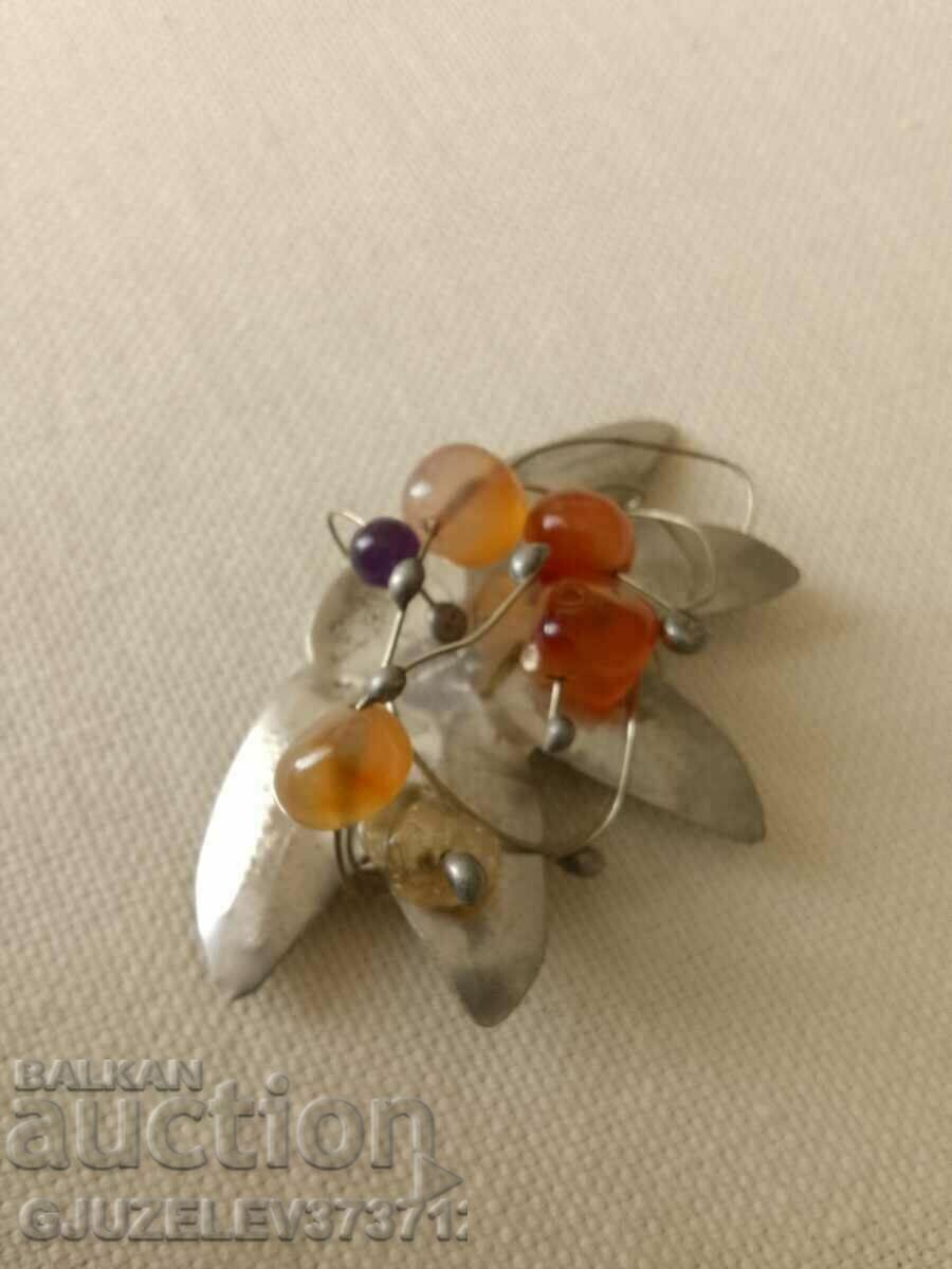 Дамска брошка с цена 26.00 лв. | € 13.29 Дамска брошка с цена 26.00 лв. | € 13.29