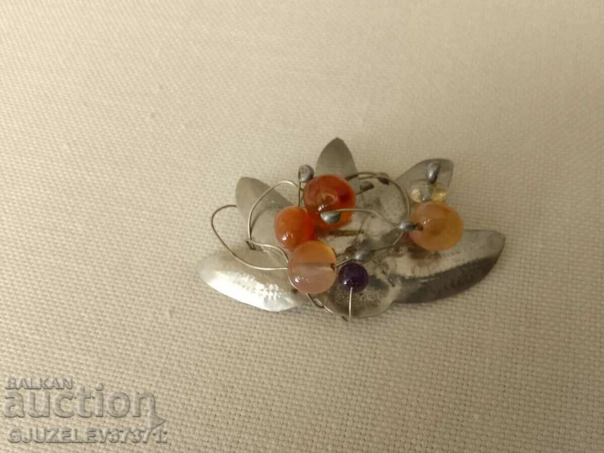 Women's brooch