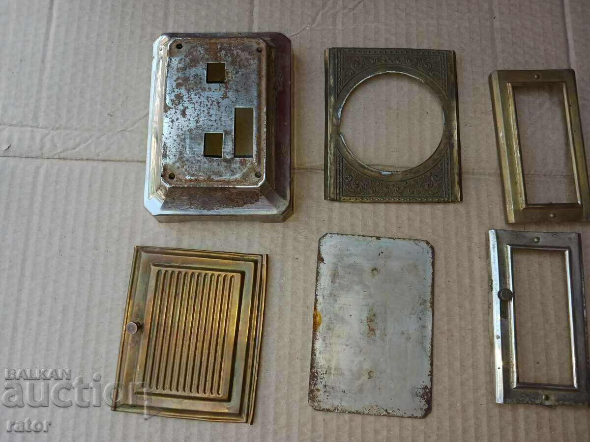 Desk clock, alarm clock JOKER - box with price 20.00 BGN | € 10.23 Desk clock, alarm clock JOKER - box with price 20.00 BGN | € 10.23