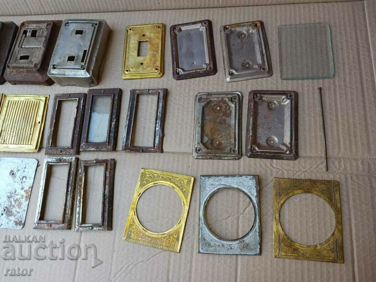 Auction Table clock, alarm clock JOKER - parts from boxes Auction Table clock, alarm clock JOKER - parts from boxes