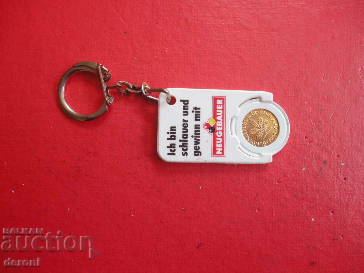 Great key ring with gold plated coin - 5 Great key ring with gold plated coin - 5