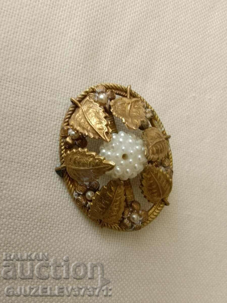 Livrarea Brosa in stil vintage