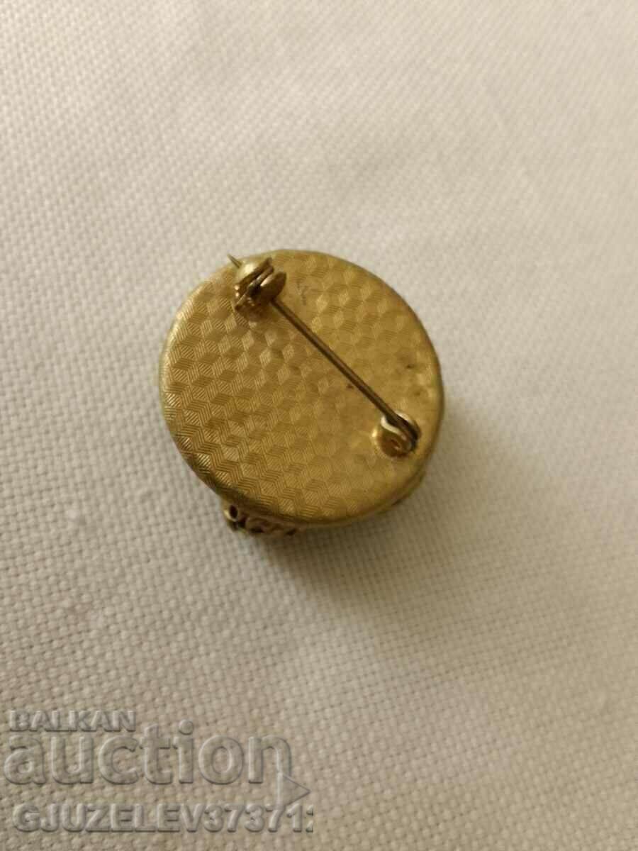 Аукцион Стара дамска брошка Аукцион Стара дамска брошка