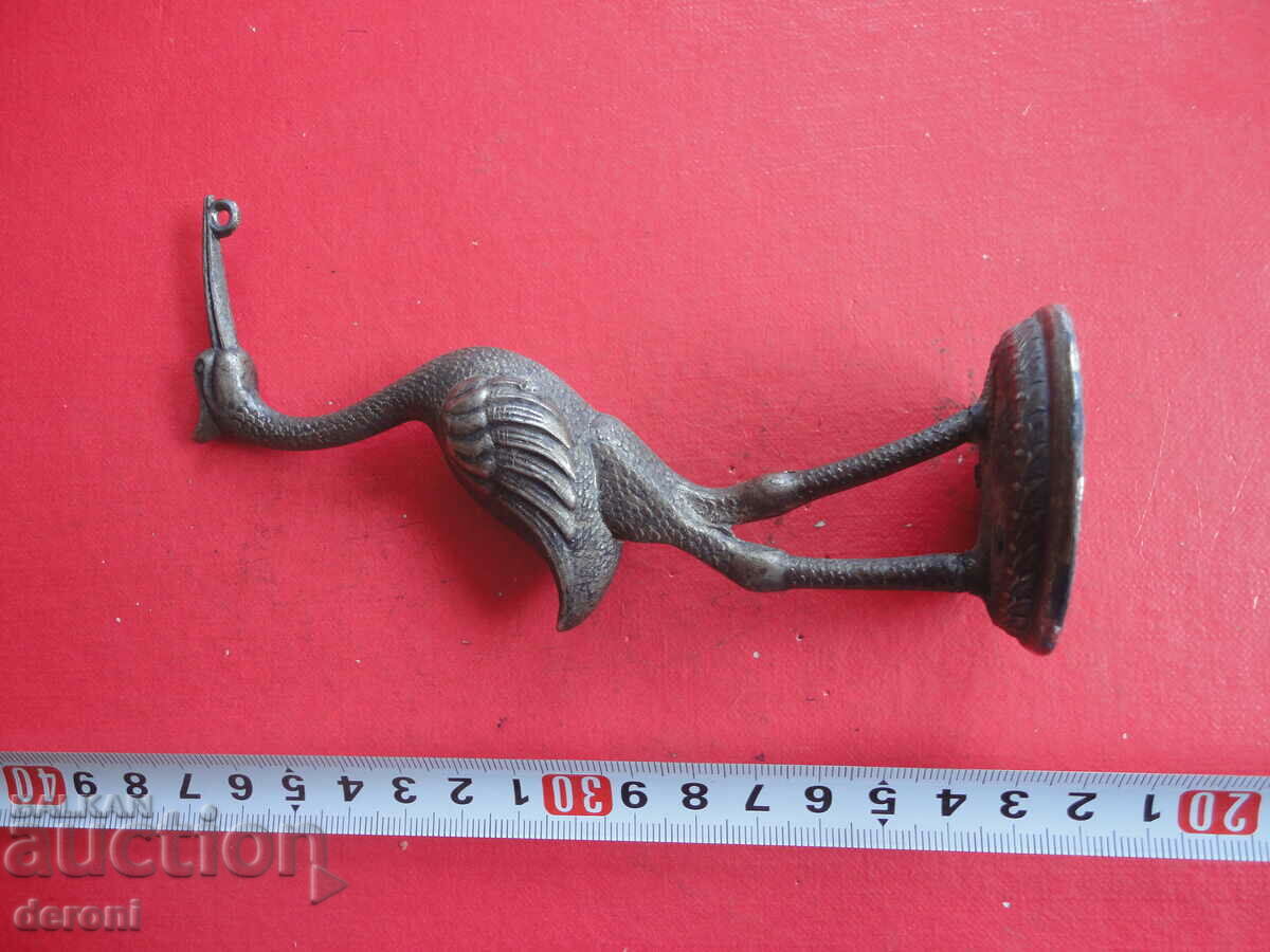 Bronze plastic bird figure 6 with price 30.00 BGN | € 15.34 Bronze plastic bird figure 6 with price 30.00 BGN | € 15.34