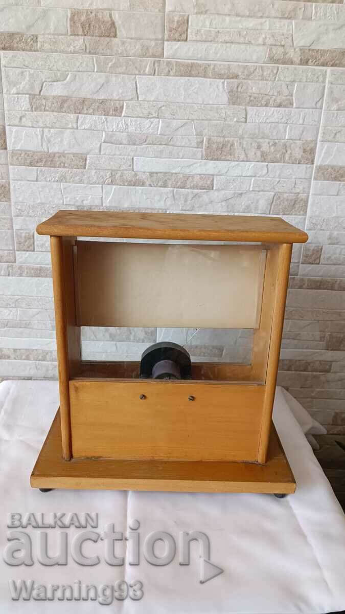 Old wooden table voltmeter - 1960 - UCHTEHPROM - 6 Old wooden table voltmeter - 1960 - UCHTEHPROM - 6