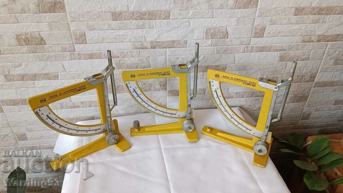 Доставка на Три броя кантари - тип пощенскки - Завод М.Ломоносов -Плевен