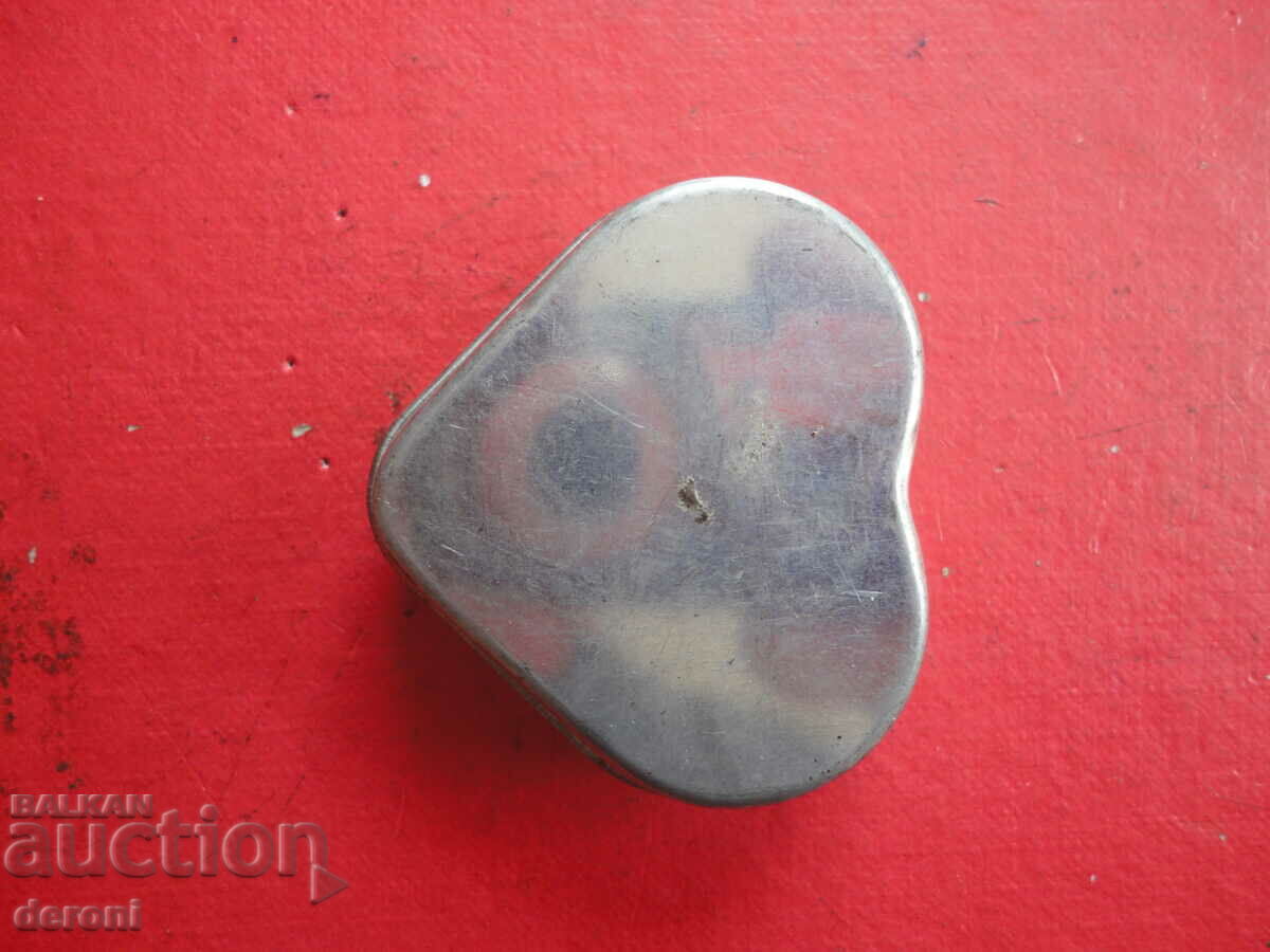 Delivery of A great scented candle Delivery of A great scented candle