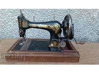 Παλιά χειροκίνητη ραπτομηχανή - Singer - 1909