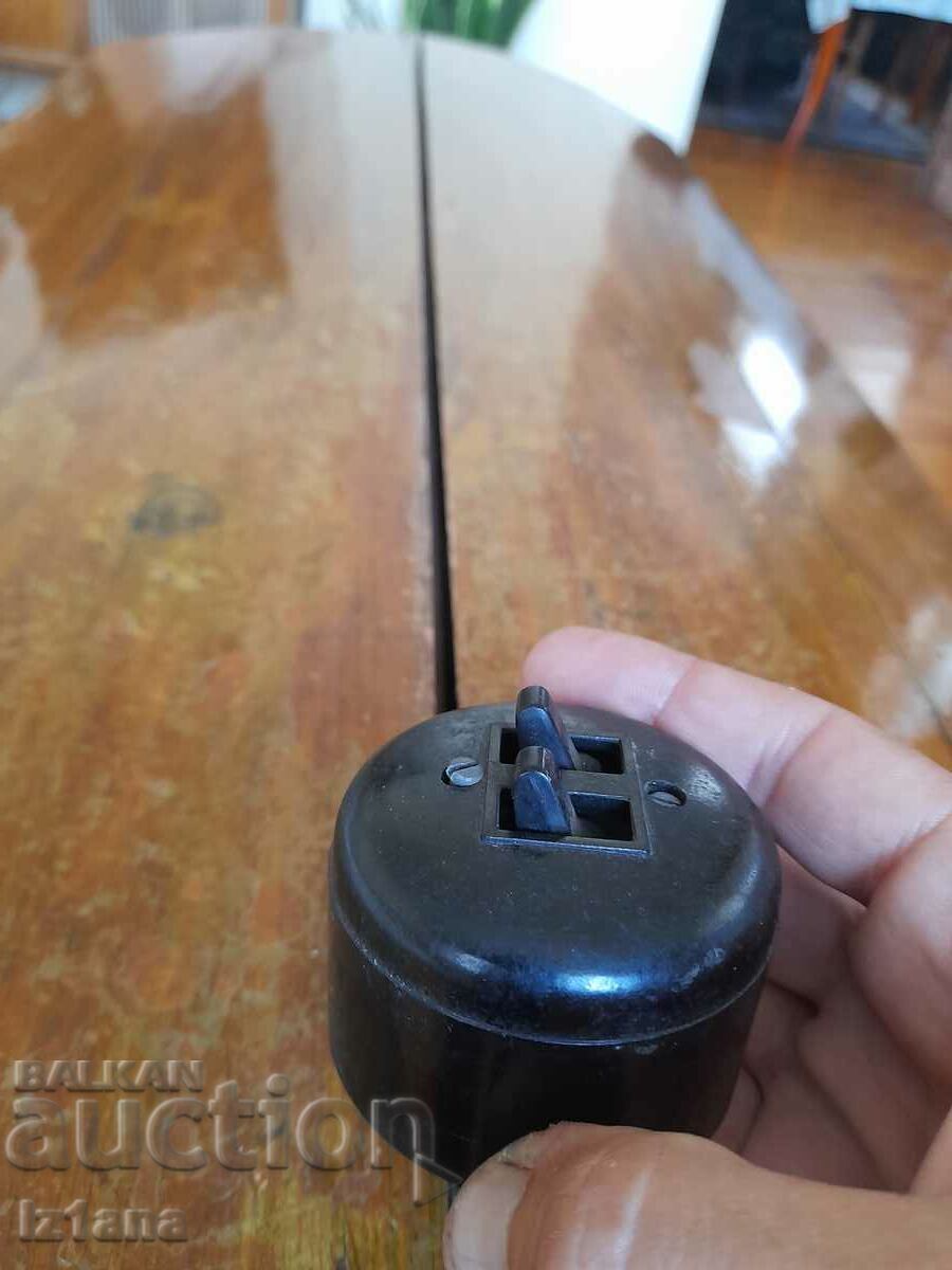 Auction Old power switch Auction Old power switch