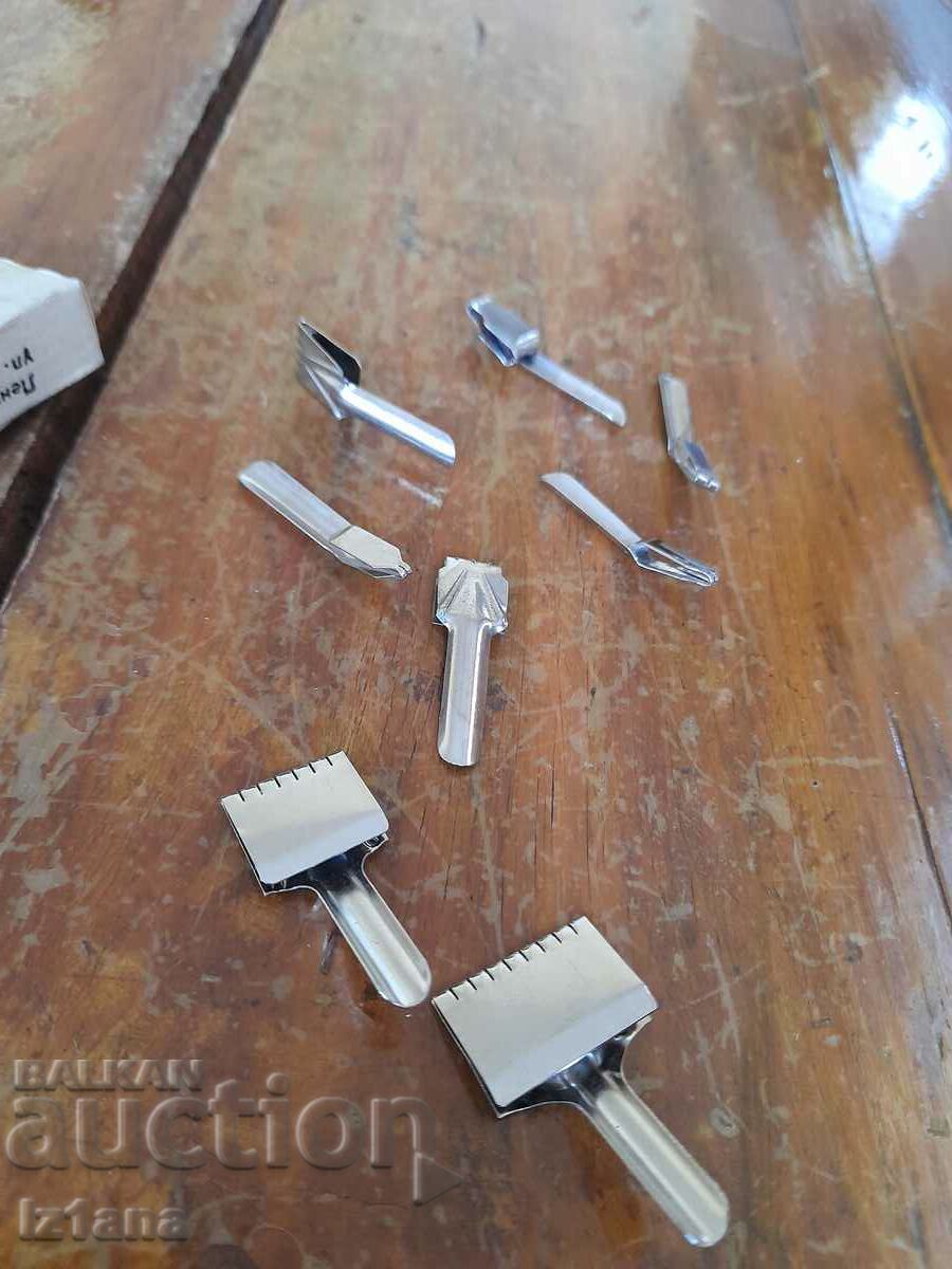 Licitație Pene de afiș vechi Licitație Pene de afiș vechi