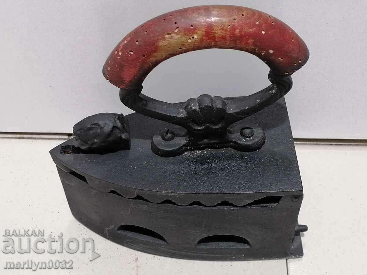 Παλιά σιδήρου στην πυρκαγιά - 6 Παλιά σιδήρου στην πυρκαγιά - 6