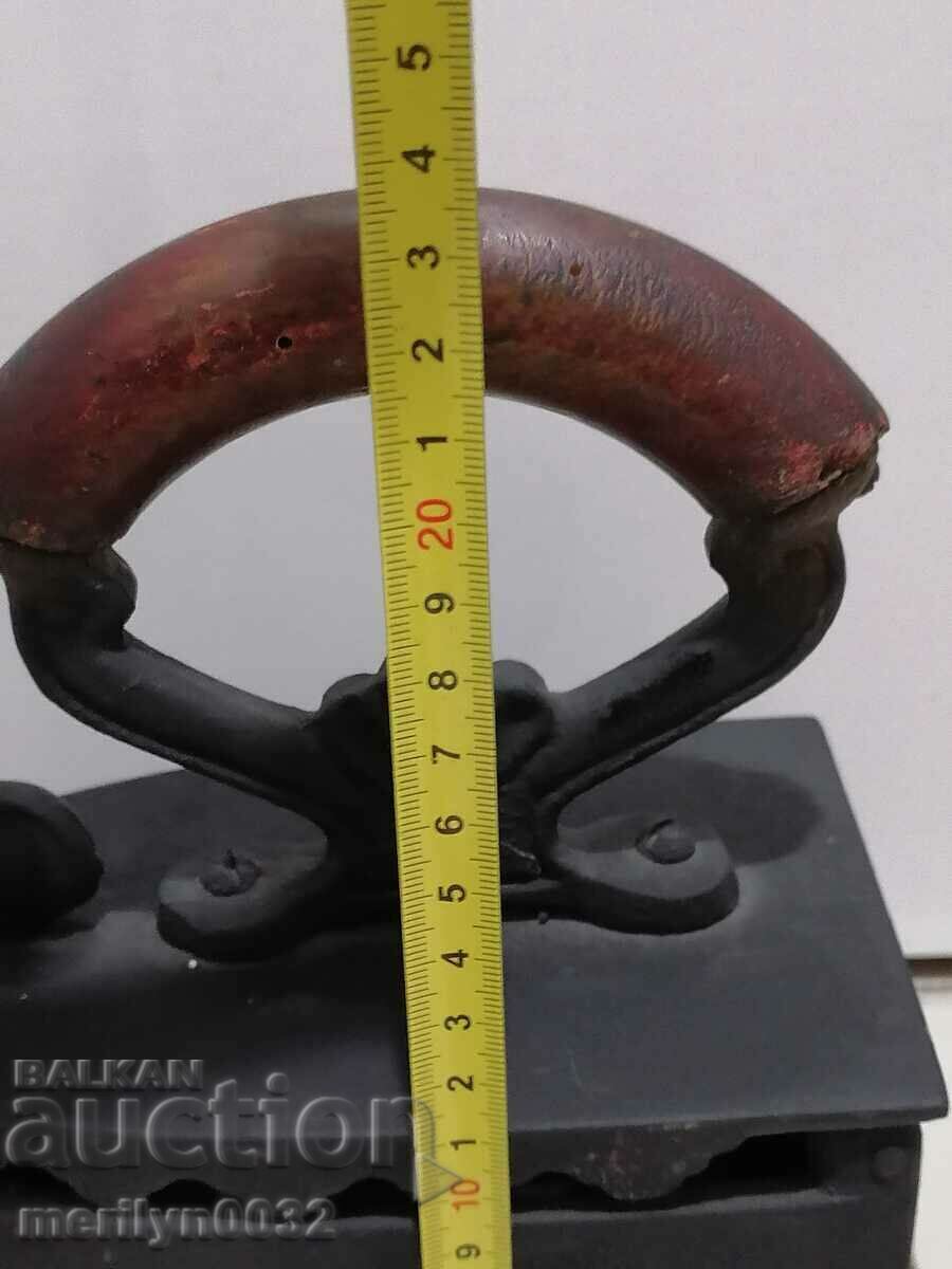 Стара ютия на жар - 6 Стара ютия на жар - 6