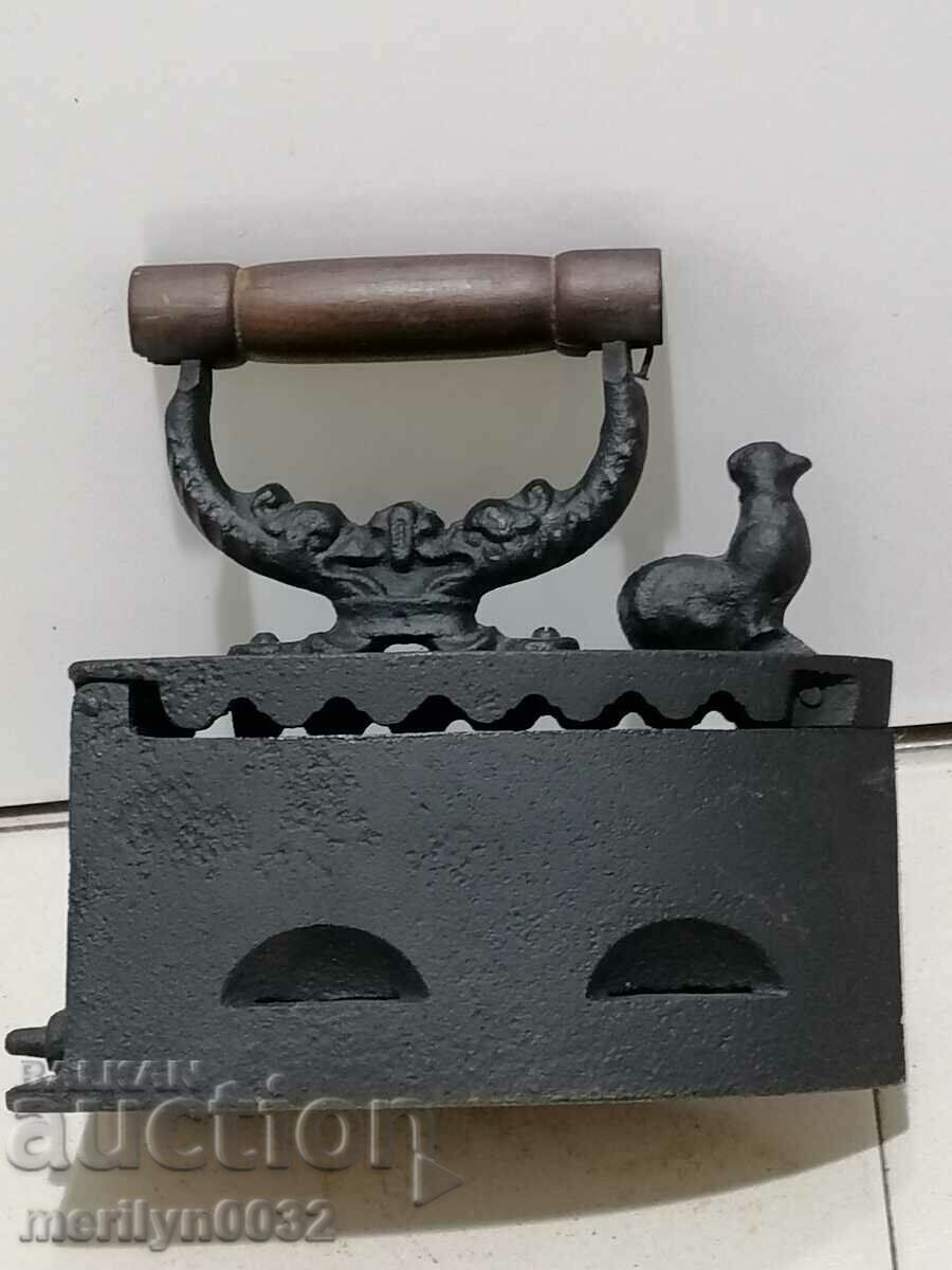 Παλιά σιδήρου στην πυρκαγιά με τιμή 69.00 BGN | € 35.28 Παλιά σιδήρου στην πυρκαγιά με τιμή 69.00 BGN | € 35.28