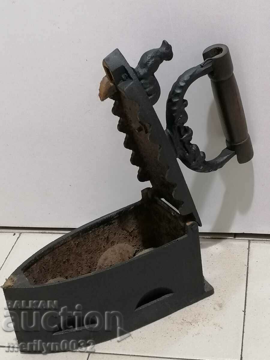 Παλιά σιδήρου στην πυρκαγιά - 6 Παλιά σιδήρου στην πυρκαγιά - 6