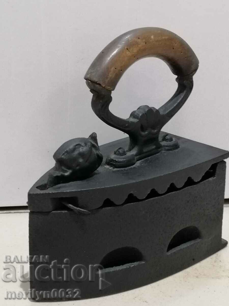 Delivery of Old iron on fire Delivery of Old iron on fire