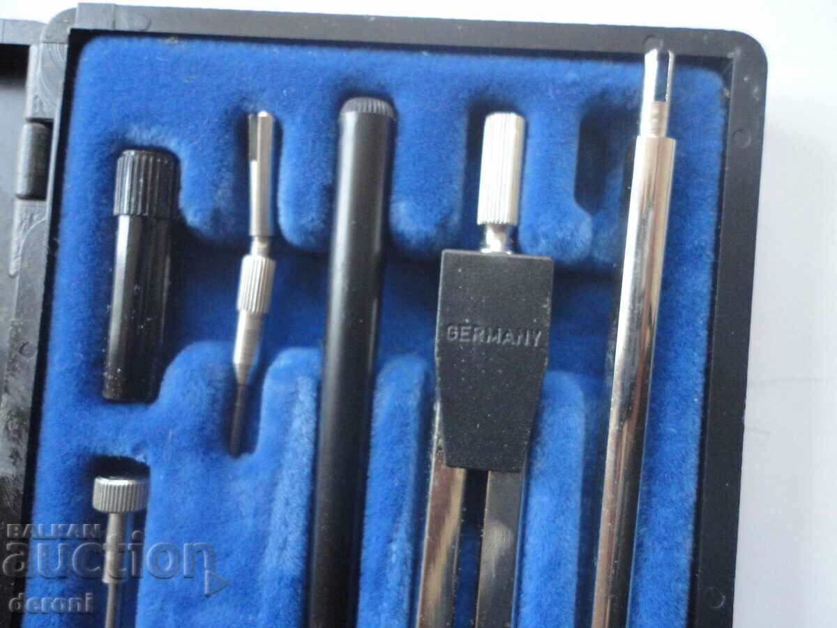 Delivery of Set of Ecobra calipers Delivery of Set of Ecobra calipers