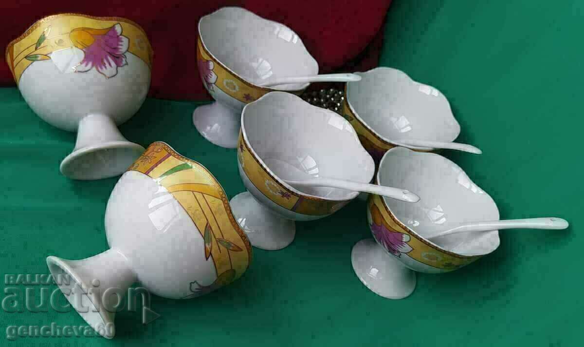 Delivery of Set of porcelain ice cream cups with spoons