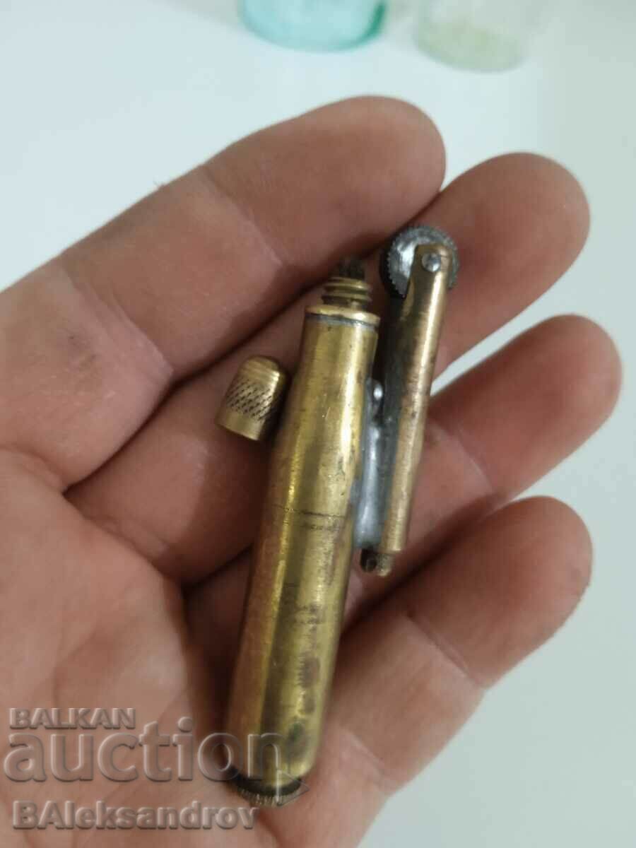 Delivery of Old cartridge lighter, soldier's work Delivery of Old cartridge lighter, soldier's work