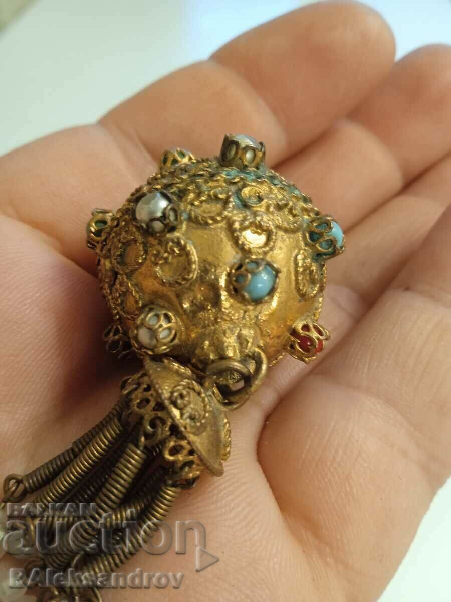 Παλαιό επιχρυσωμένο υδράργυρο στολίδι λαιμού με τιμή 105.00 BGN | € 53.69 Παλαιό επιχρυσωμένο υδράργυρο στολίδι λαιμού με τιμή 105.00 BGN | € 53.69