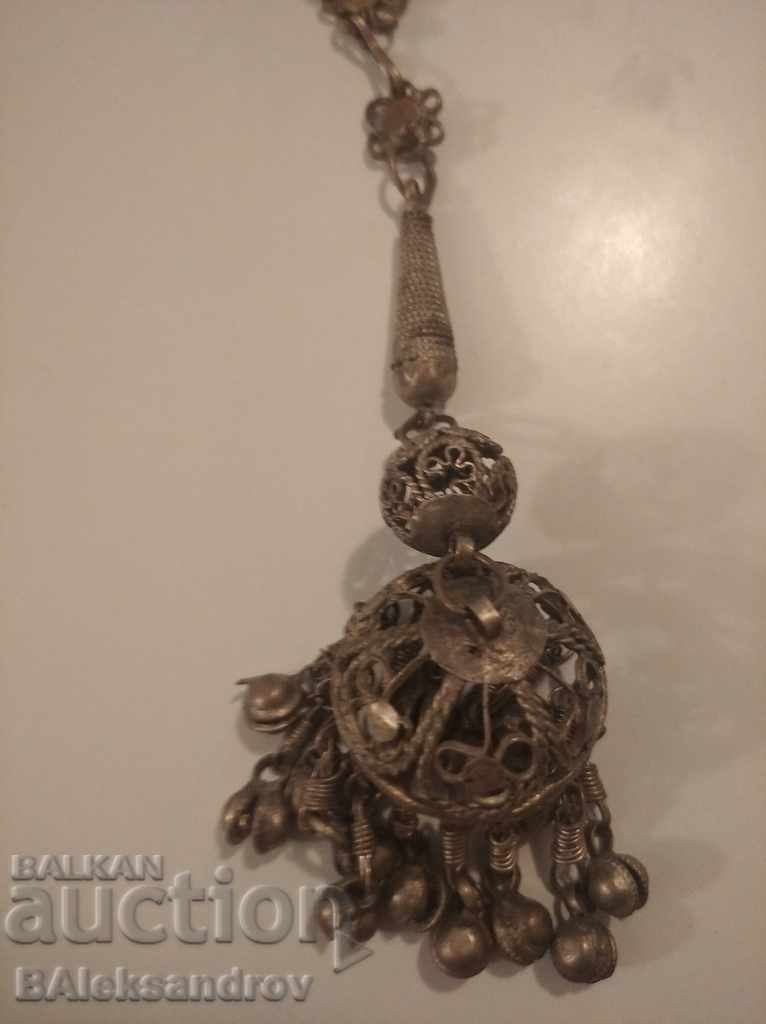 Delivery of Old renaissance jewelery Delivery of Old renaissance jewelery