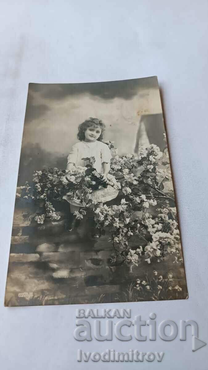 Postcard Girl with flowers 1917